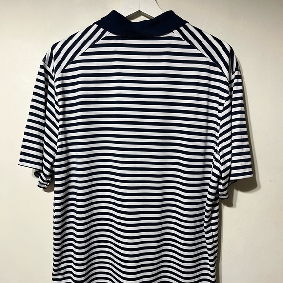 NIKE Golf Shirt - Picture 2 of 6